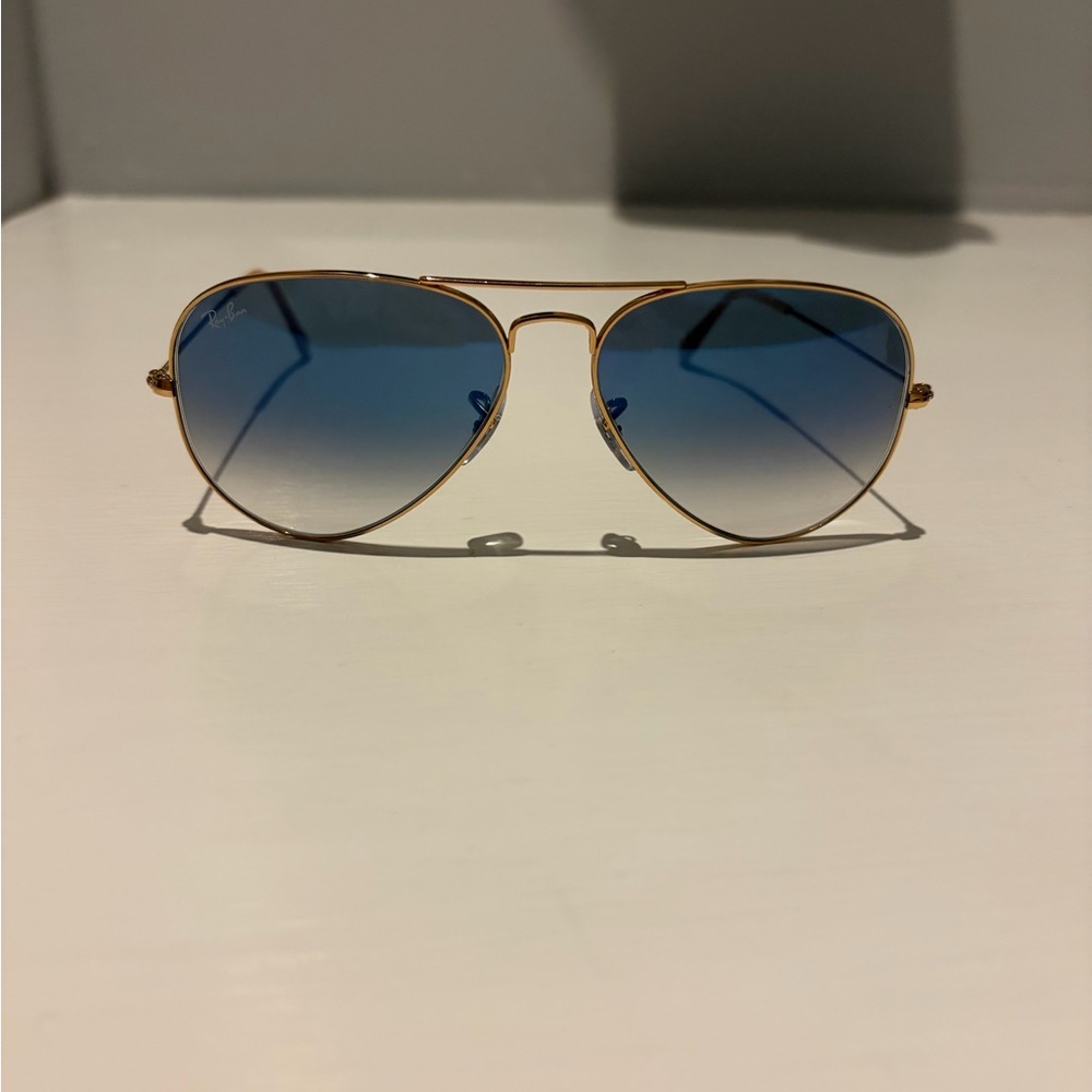 Ray-Ban Gold Aviator Sunglasses with Gradient Blue Lenses